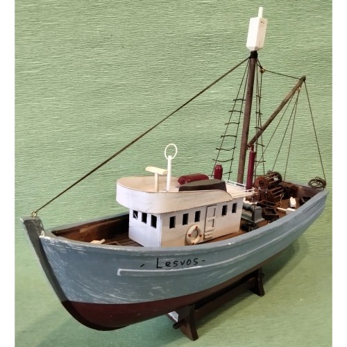 Wooden fishing boat -image2-1005