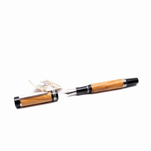 Fountain Pen With Spare Part Ampoule-image2-535