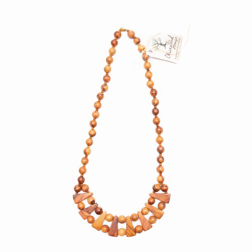 Necklace -image2-629