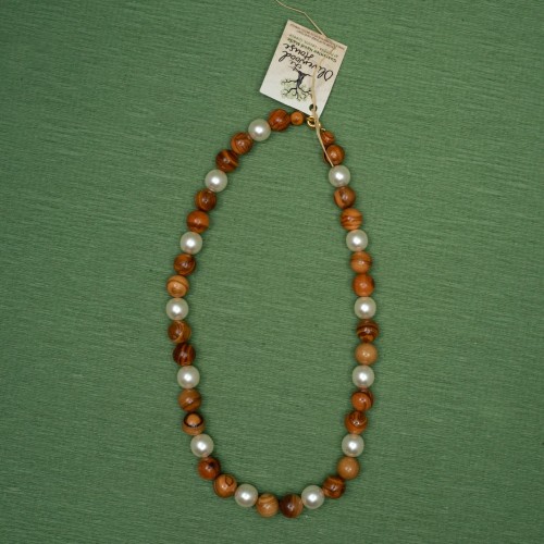 Necklace With White Perls-image2-630